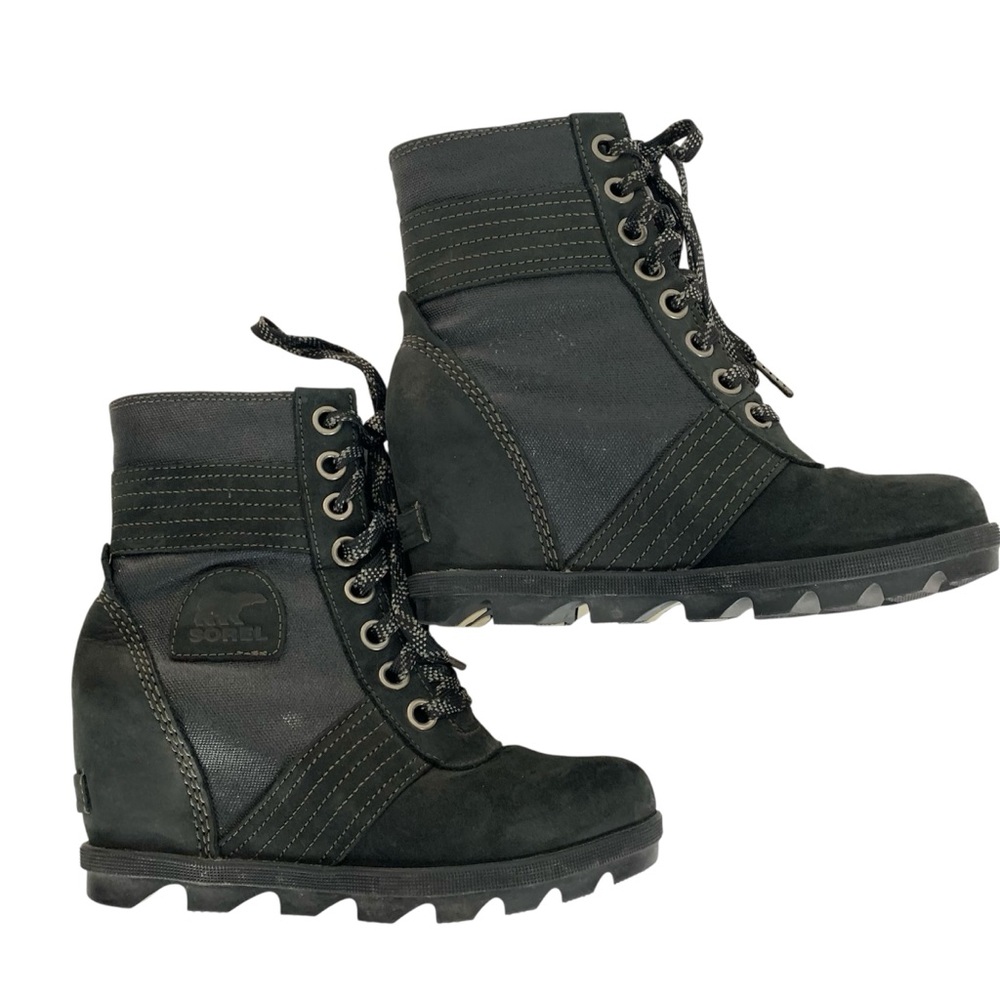 Sorel Lexie wedge boots size 6.5